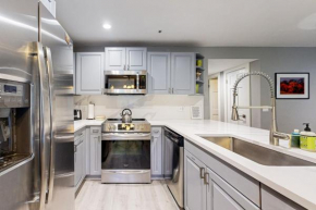 All Seasons Condominiums 103